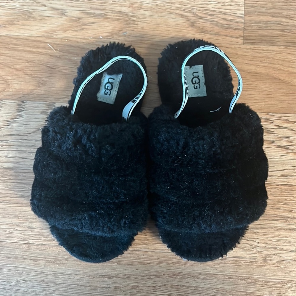 Black Ugg Fluff Yeah slides, size 12